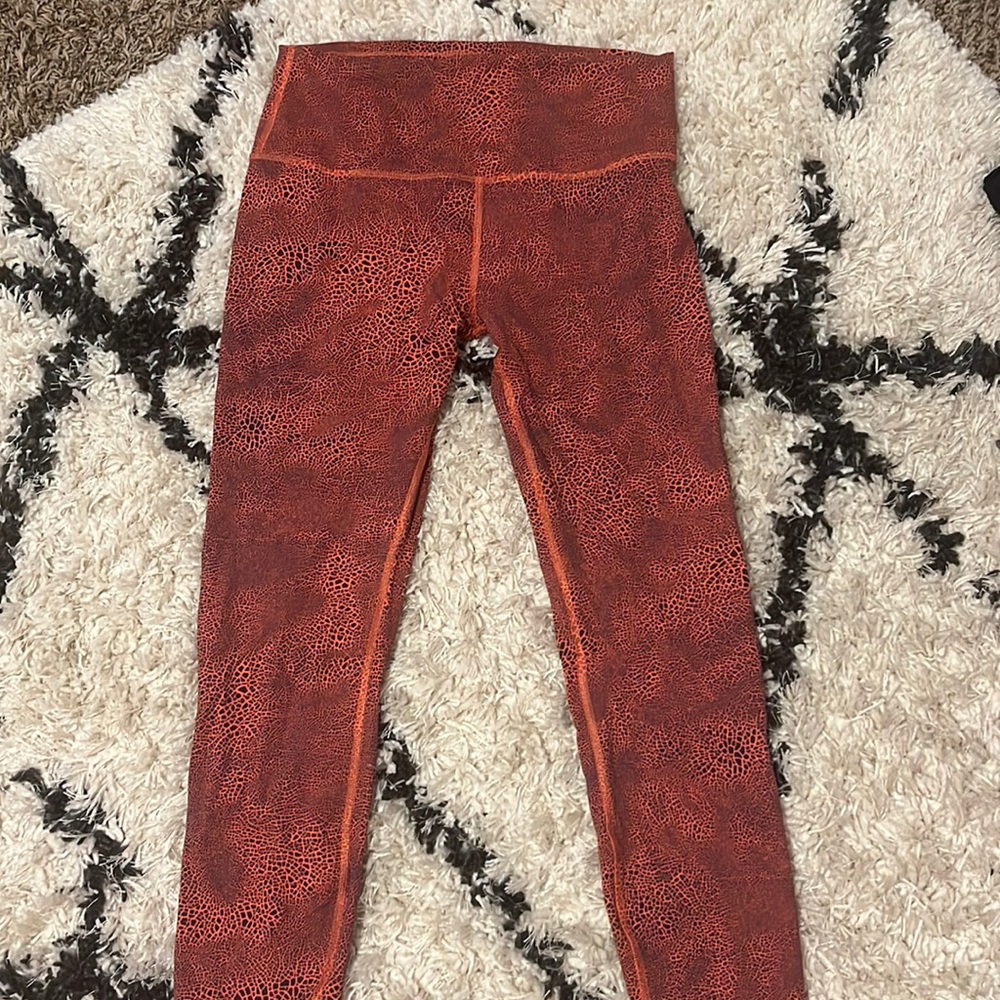 LULU leggings